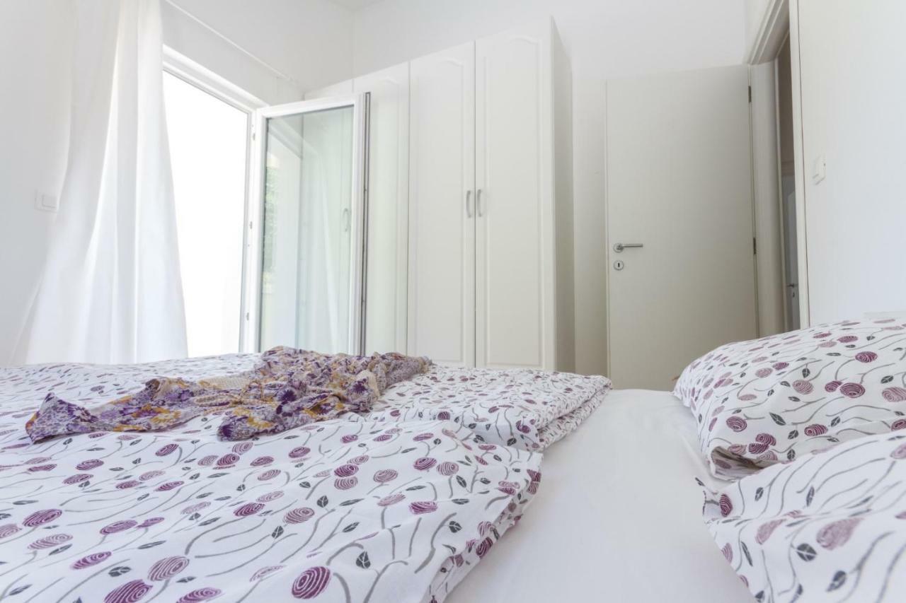 House Sunny Rock Baska Villa Екстериор снимка