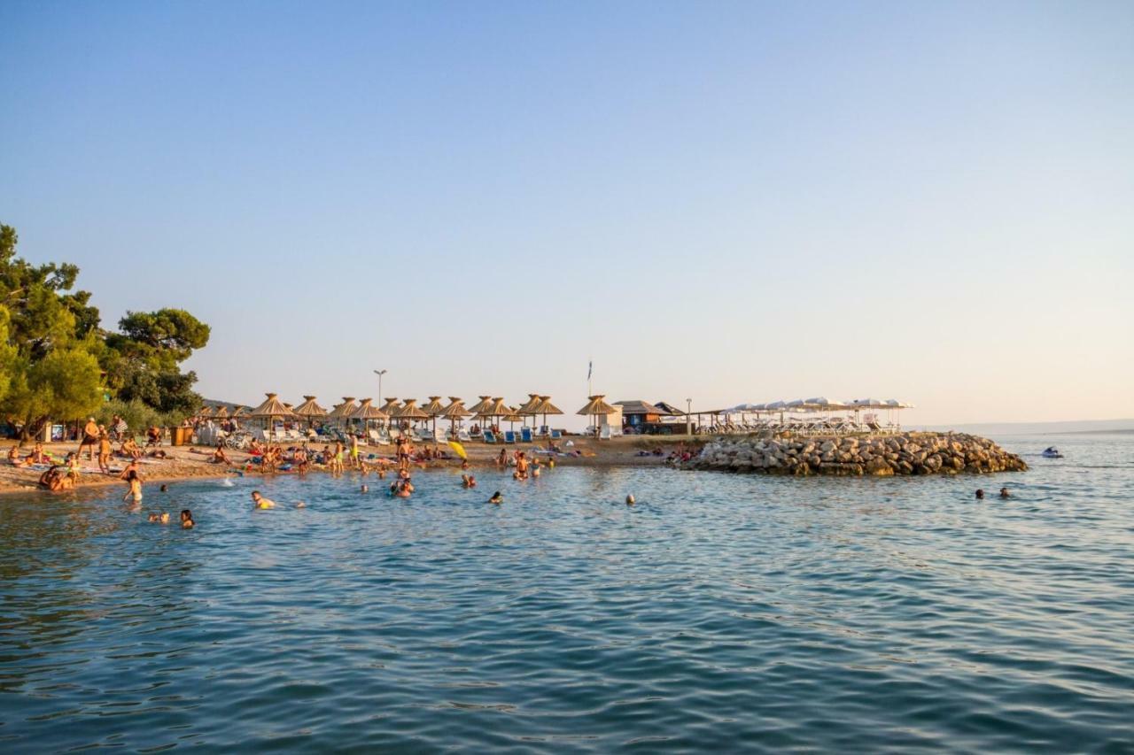 House Sunny Rock Baska Villa Екстериор снимка